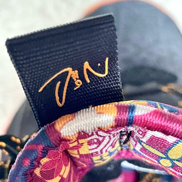 Adidas Dame 8 Lillard CNY Basketball Shoes – Men’s Size 7 - Picture 12 of 12